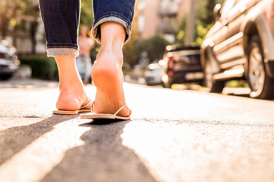 Foot Pain? Your Flip-Flops May Be the Culprit!