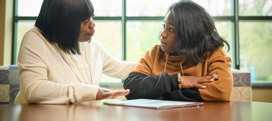OBGYN talking with patient