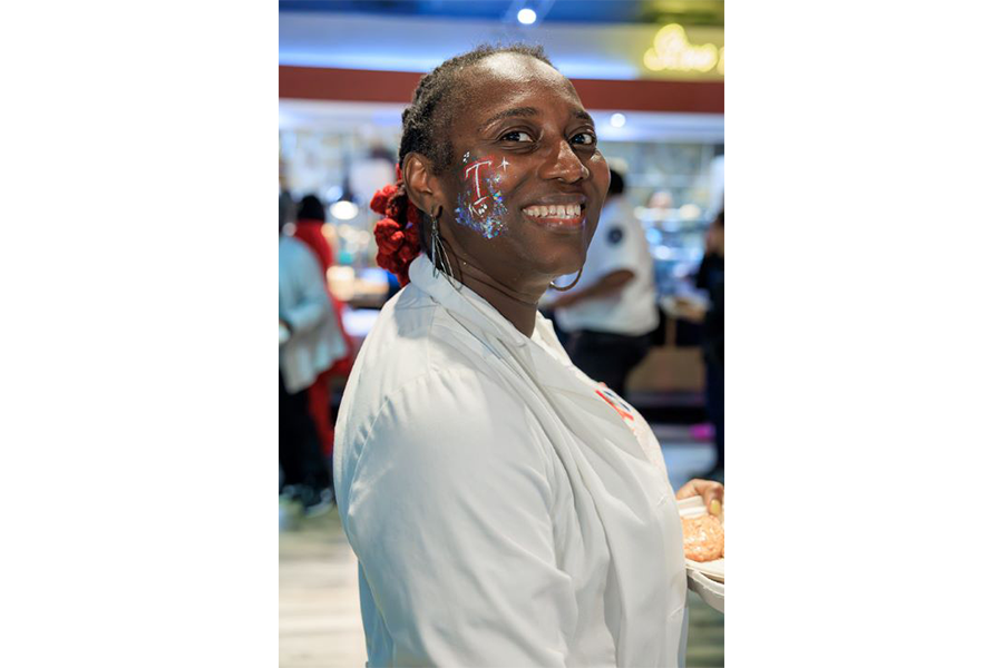 The Temple ‘T’ is a beautiful face paint subject at TUH-Main Campus.