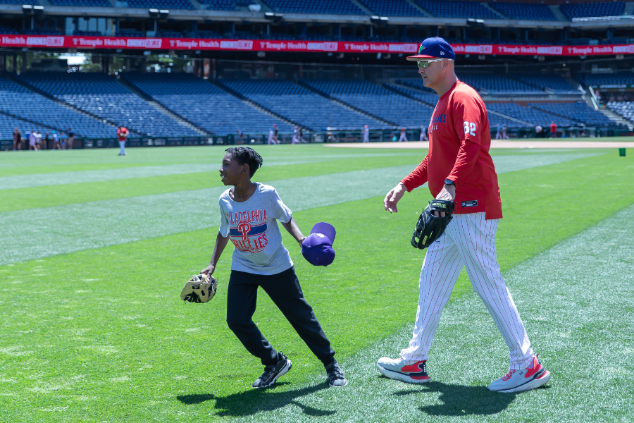 Our Coaches Clinic participants had the opportunity to learn fundamentals directly from the pros.