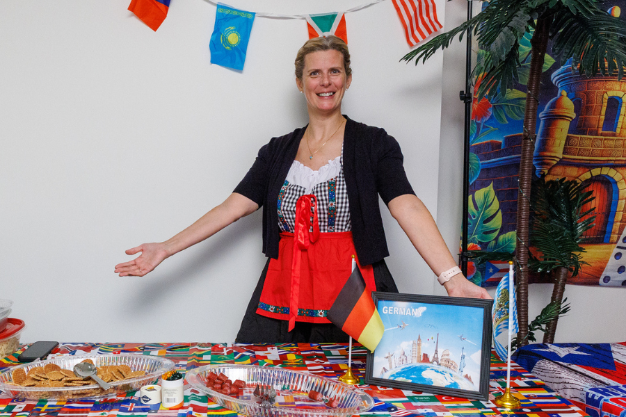 Temple Health employees enjoying the International Day Fair!