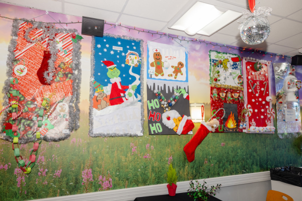  Entries in Jeanes’ ‘door’ decorating contest