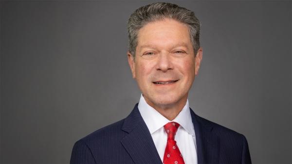 Portrait of Dr. Daniel Feinberg